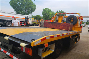 原州附近拖车电话号码服务